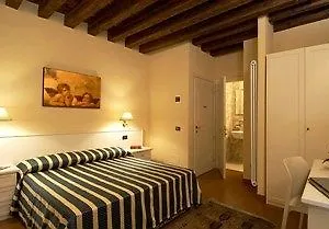 venice-resorts-guest-house.hotelslidodijesolo.com/