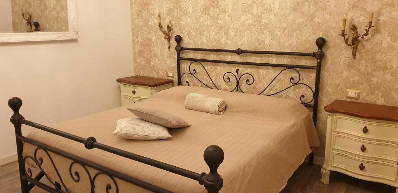 Romeo & Juliet Non-Hotel Verona Guest house