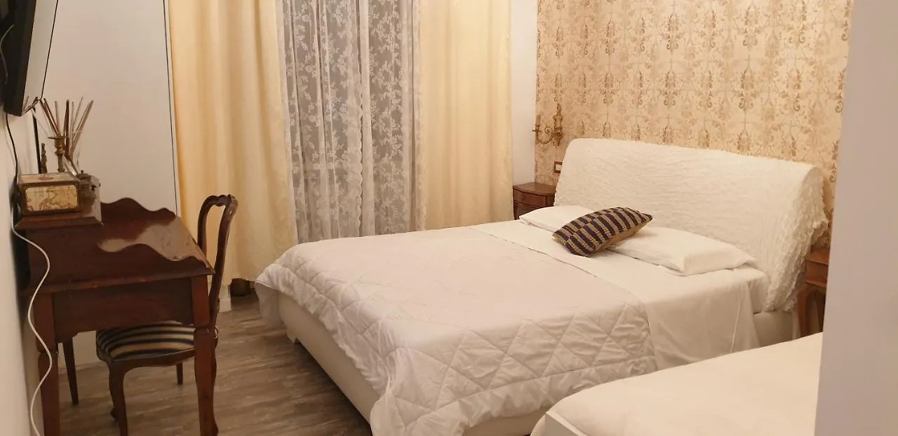 Guest house Romeo & Juliet Non-Hotel Verona Italy