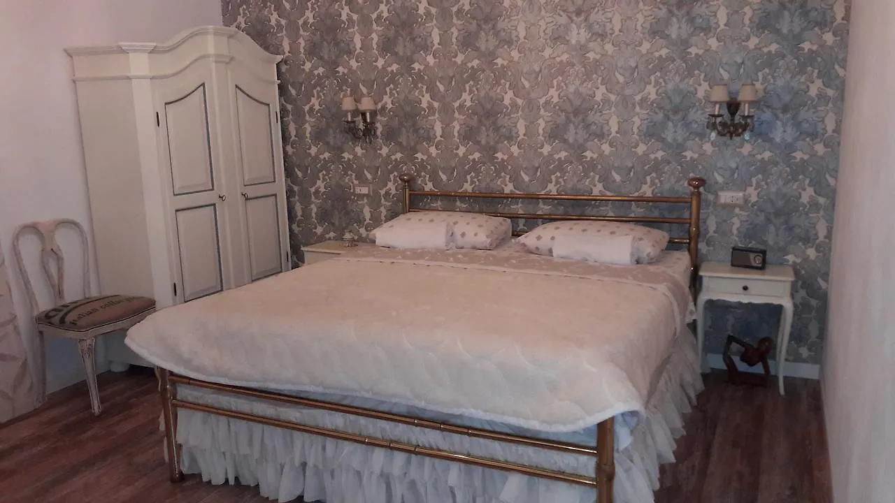 Romeo & Juliet Non-Hotel Verona