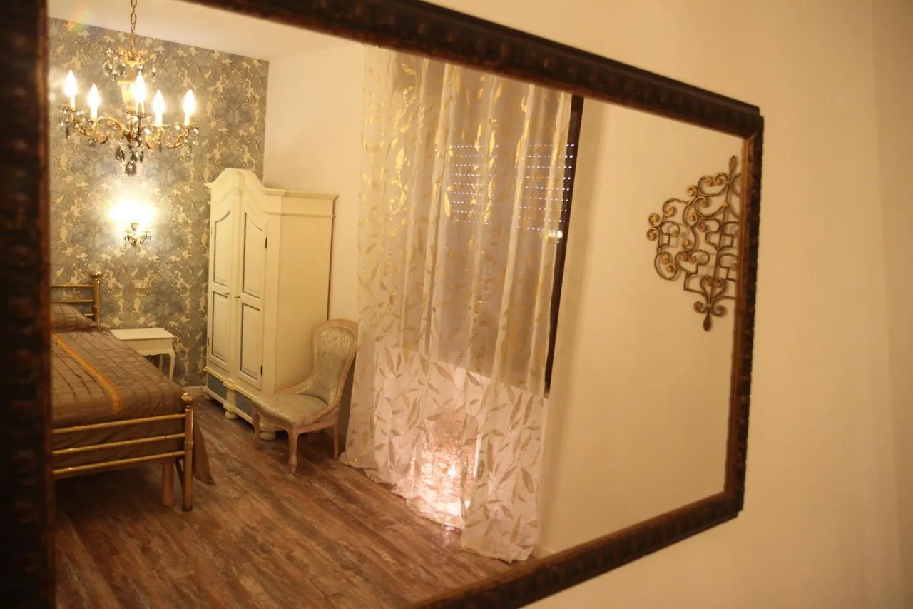 Romeo & Juliet Non-Hotel Verona