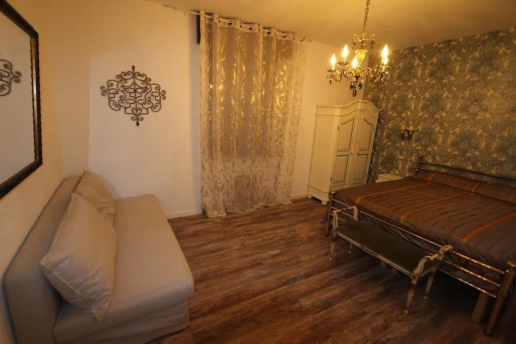 Romeo & Juliet Non-Hotel Verona Guest house
